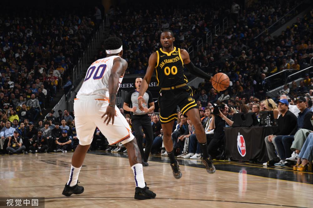 努涅斯正在 努涅斯正在