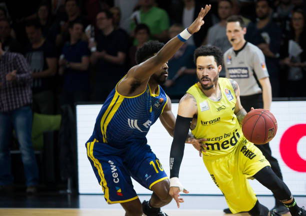 谁能最终捧 谁能最终捧