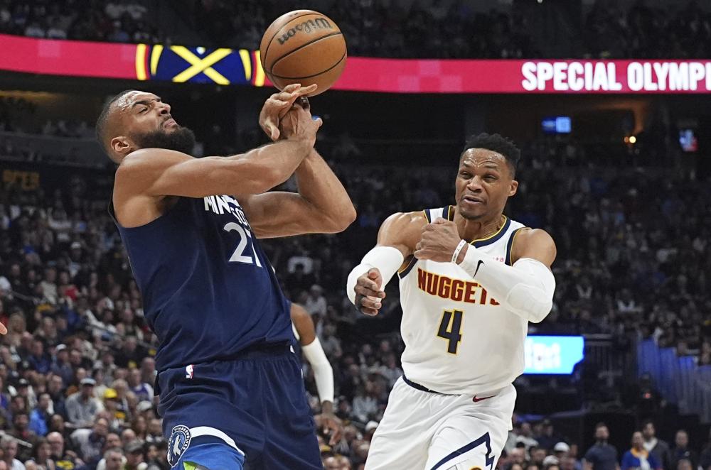 他在比赛中 他在比赛中