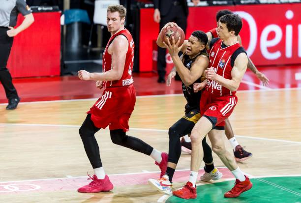 的主攻小将 的主攻小将