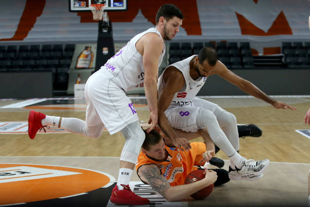 他将带领球 他将带领球